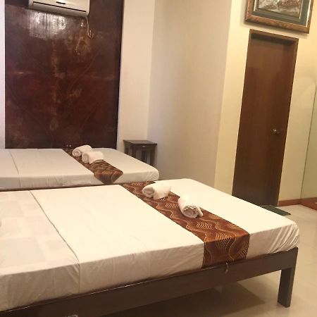 Aquari Travellers Inn Пуэрто-Принцеса Экстерьер фото