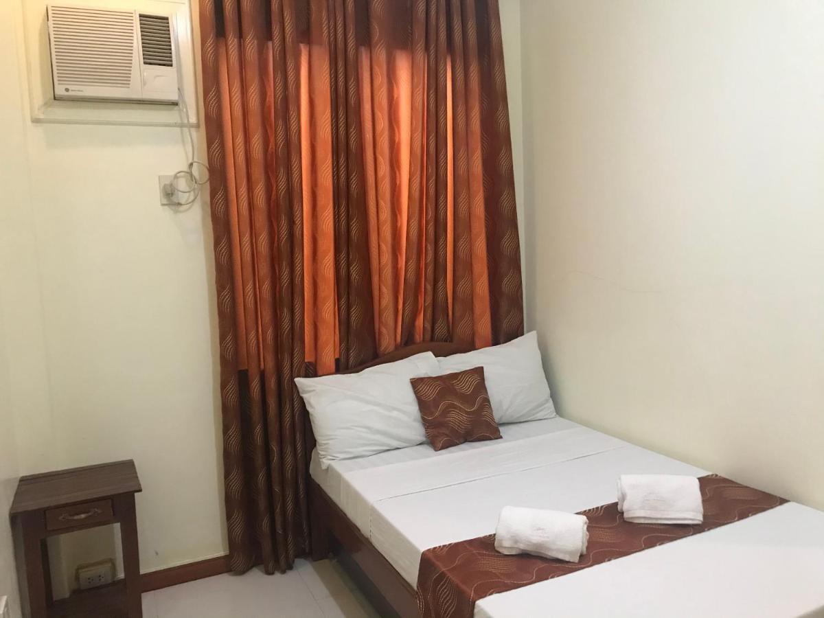Aquari Travellers Inn Пуэрто-Принцеса Экстерьер фото