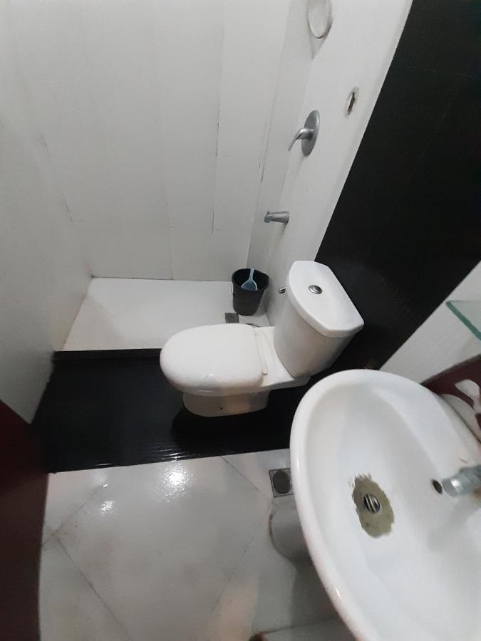 Aquari Travellers Inn Пуэрто-Принцеса Экстерьер фото